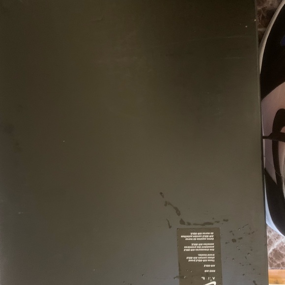 Jordan 1 OG high royal toe/ royal 2.0 ❗️VNDS ❗️ Negotiable!!!!! - Picture 8 of 12